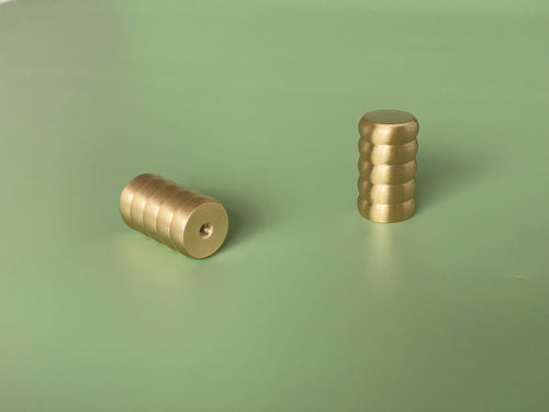 REVBEN - Ribbed Brass Coat Peg