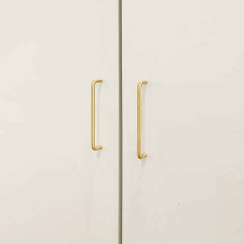 KURVA - Minimalist Brass Cabinet Handle