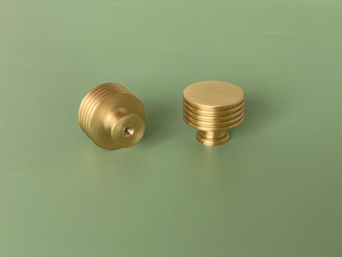 RAFFLAD - Brass Cabinet Knob