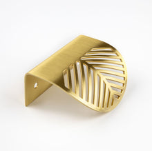 ASTRID - Satin Brass Leaf Pull
