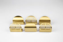 ASTRID - Satin Brass Leaf Pull
