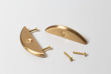 FORDE - Rounded Brass Bar