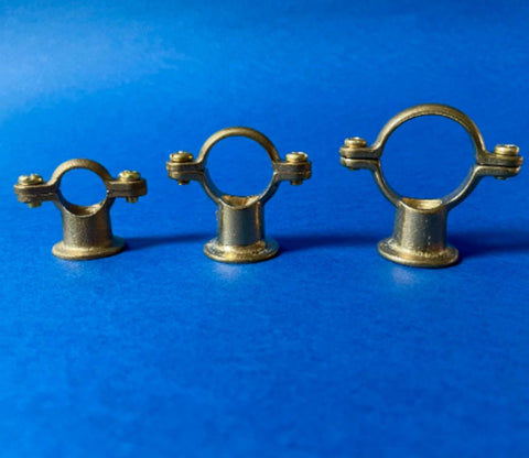 MAJA - Solid Brass Pipe Bracket