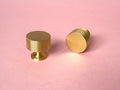 MAGNE - Grooved Solid Brass Knob