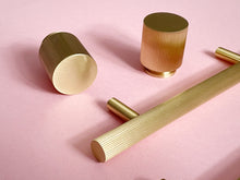 TUNG - Grooved Solid Brass Knob