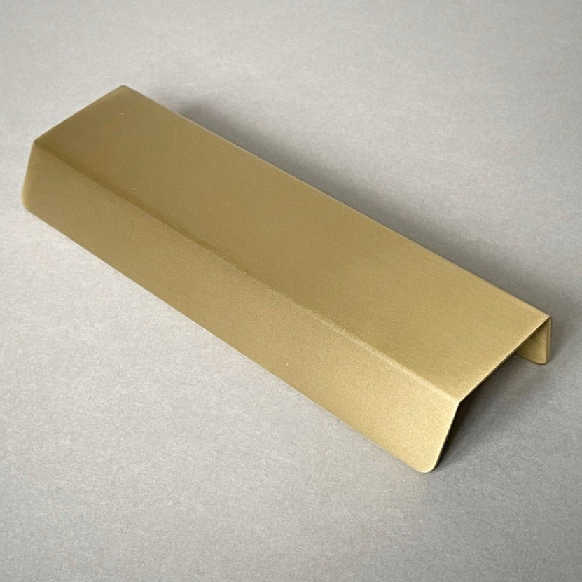 RETT Brass Lip Pull Handle