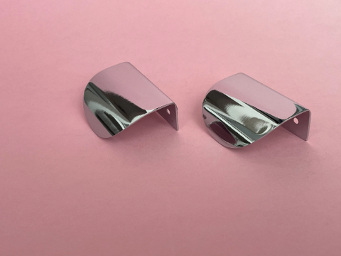 INGA - Polished Chrome Lip Pull