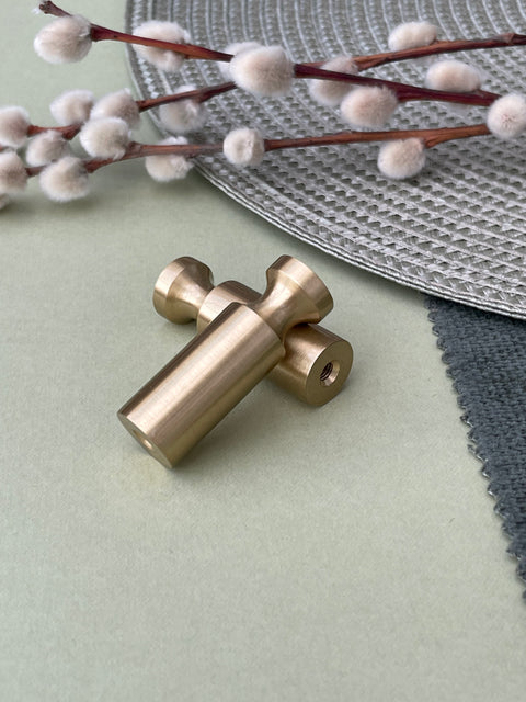 HOLDE - Solid Brass Peg